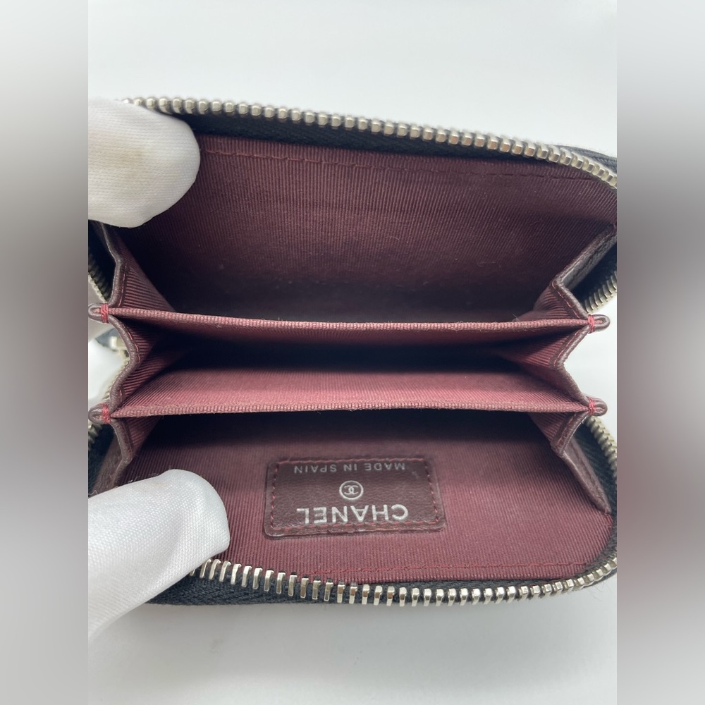 Chanel Short Wallet/Card Holder - Picture 9 of 13